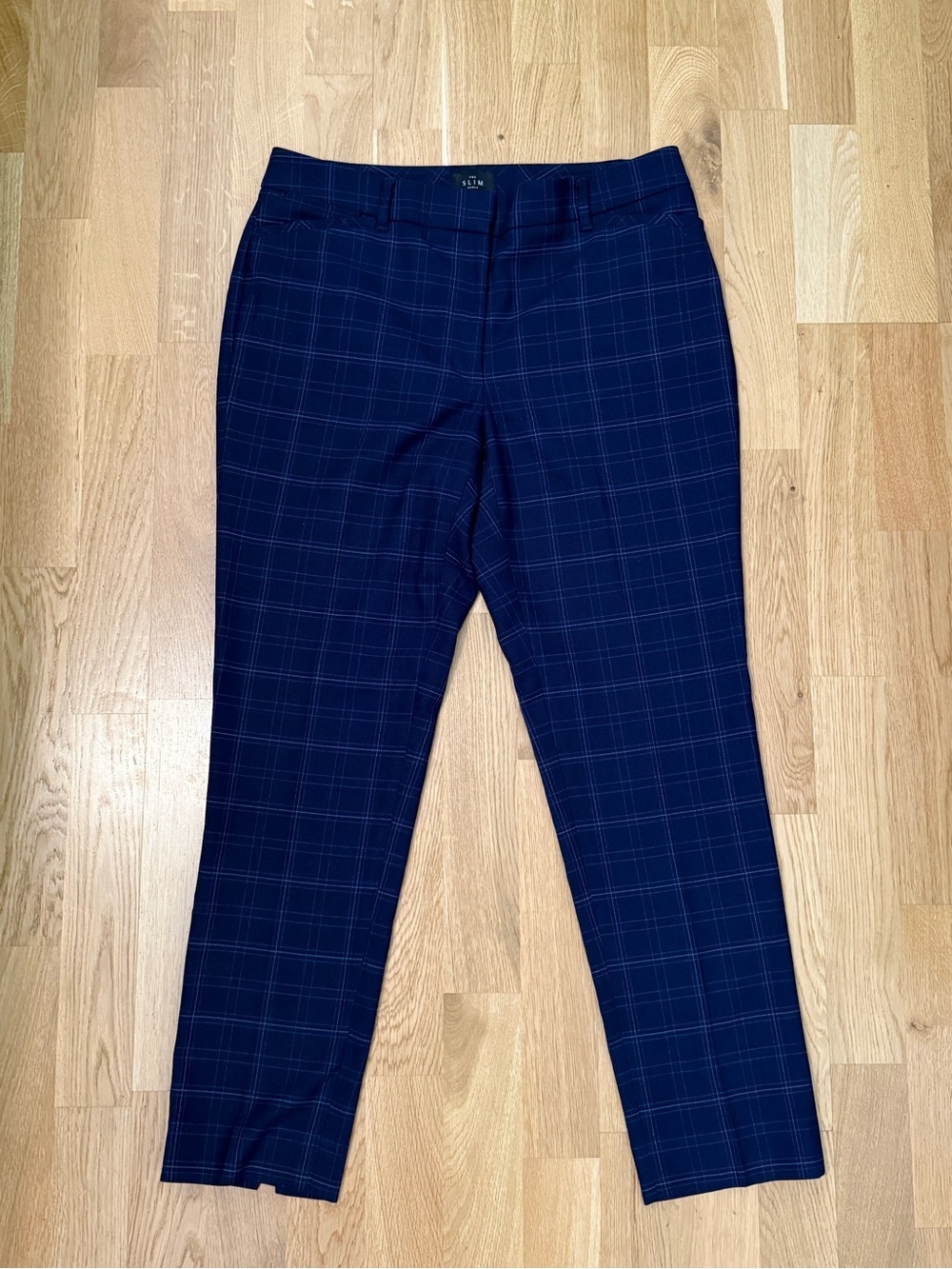 White House Black Market Navy Plaid Ankle Pants